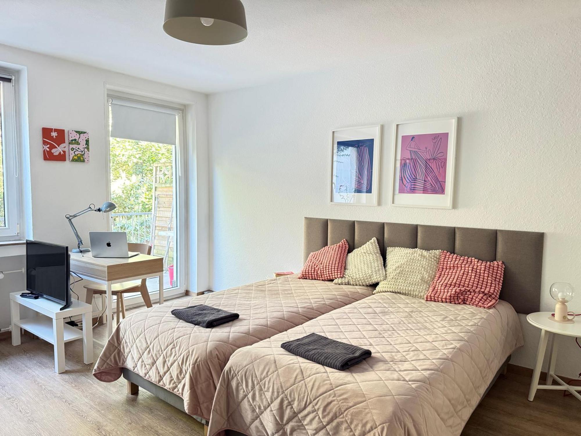 Central Apartment With Terrace And A Free Parking Duisburg Exterior foto
